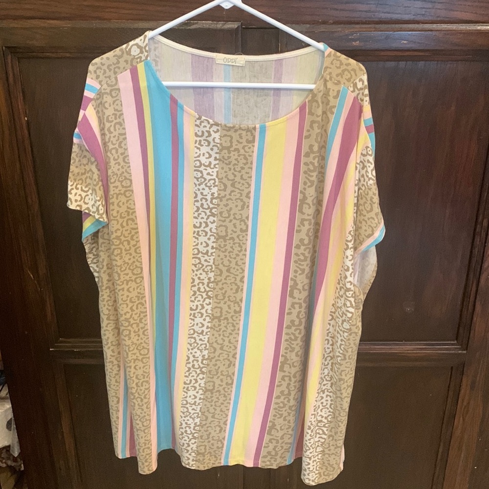 *3/$10* Oddy shirt size 2x/3x SUPER SOFT